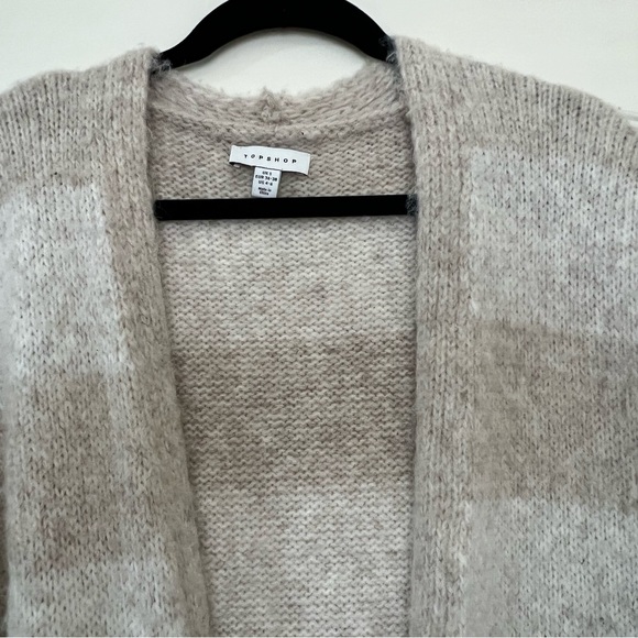 Topshop Cream and Tan Oversized Cardigan Sweater - Picture 4 of 7